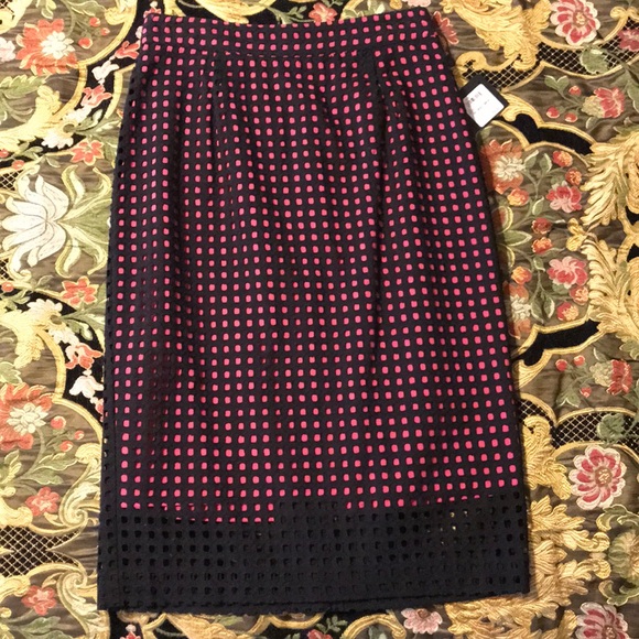 Halogen Dresses & Skirts - NWT Halogen Pencil Skirt